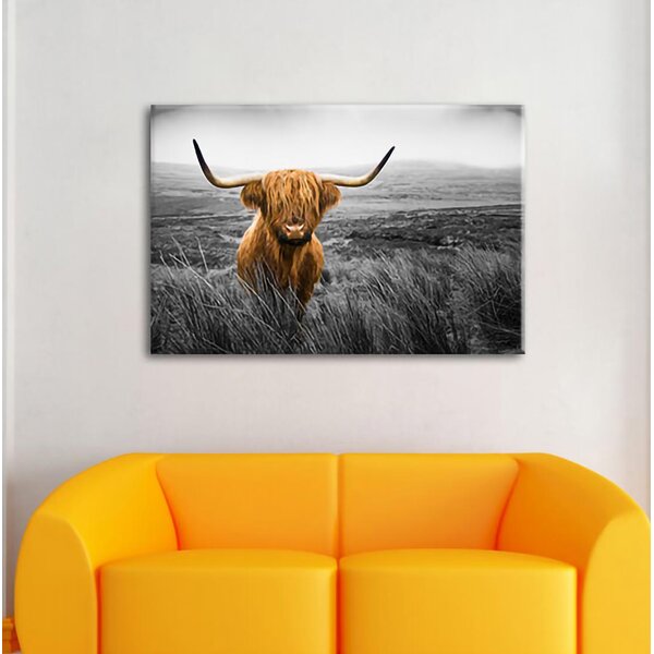 Union Rustic Leinwandbild Highland Cattle With Big Horns Steppe